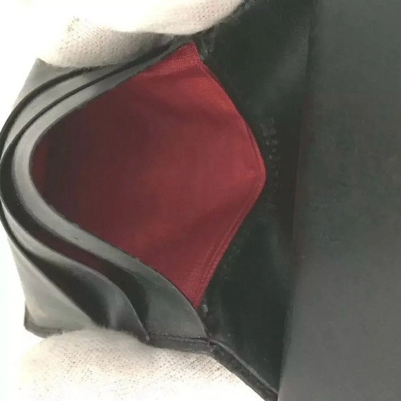 Gucci Black Leather Horseshoe Logo Bifold Wallet Unisex - Picture 2 of 8